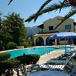 Acharavi Garden Hotel