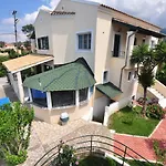 Acharavi Garden 3*