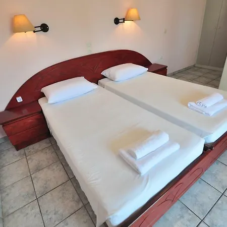 Acharavi Garden 3*
