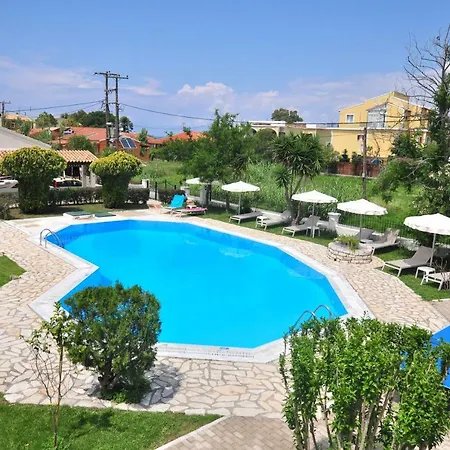 Acharavi Garden אצ'ארבי