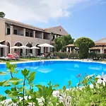 Acharavi Garden 3*
