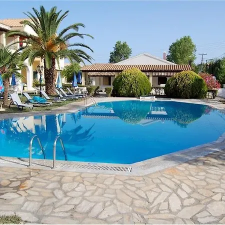 Acharavi Garden מלון אצ'ארבי