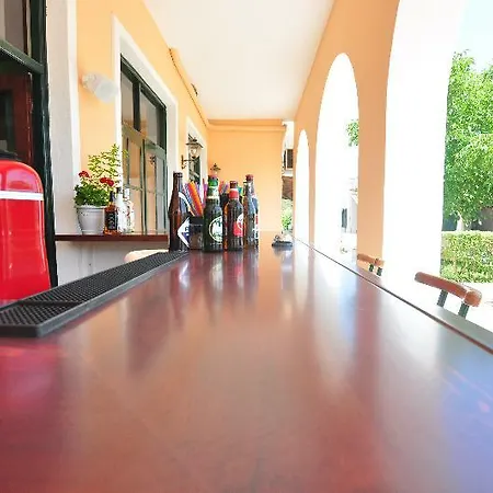 Ξενοδοχείο Acharavi Garden 3*